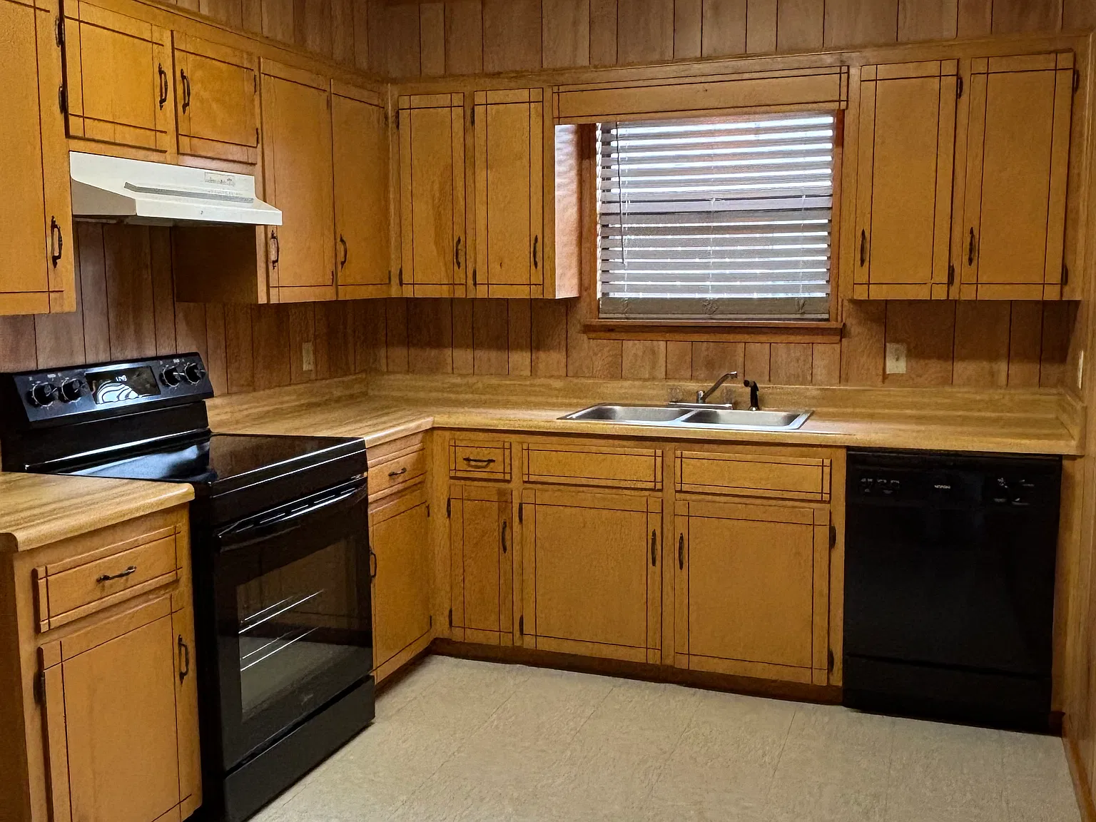 2 bed, 896 sqft, $825 — Photo 3