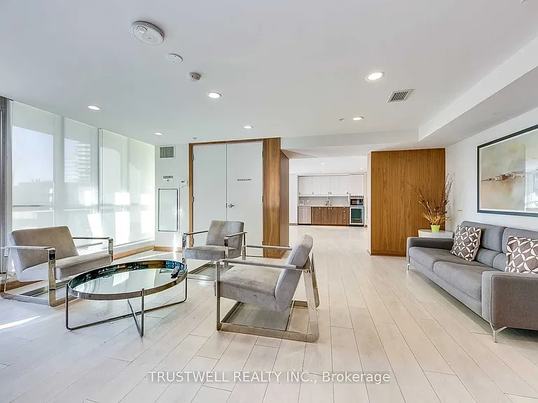 295 Adelaide St W #315 — Photo 14