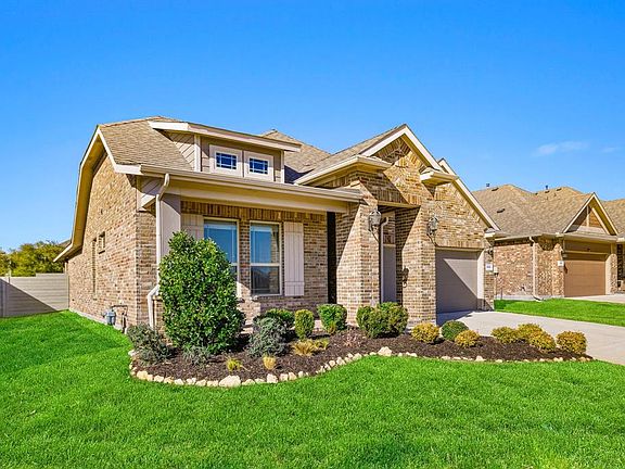 2nd image of 809 Meadows Dr