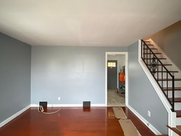 3rd image of 378 Davidson Ave #1