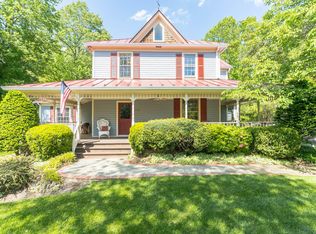 7237 Clifton Rd, Clifton, VA 20124