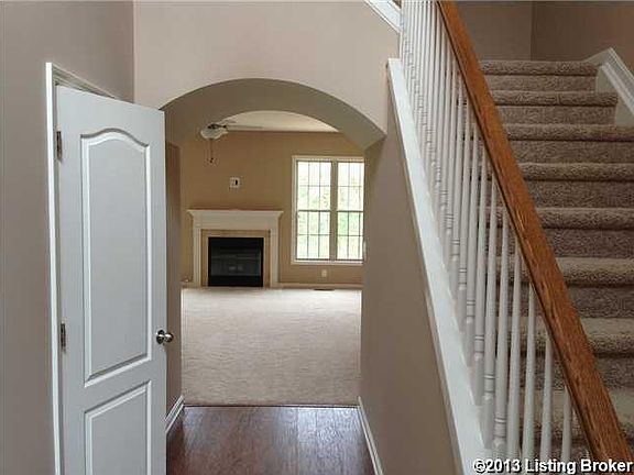 2nd image of 1921 Belay Way