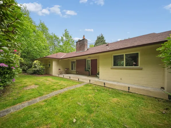 6930 SW Brier Pl, Portland, OR 97219