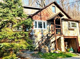 73 Terra Cotta Rd W, Hewitt, NJ 07421