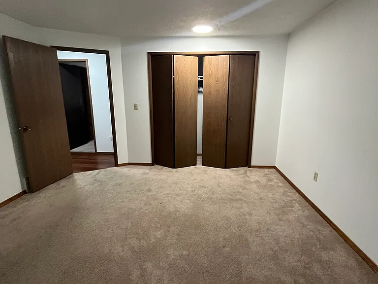 9711 N Indian Trail Rd — Photo 7