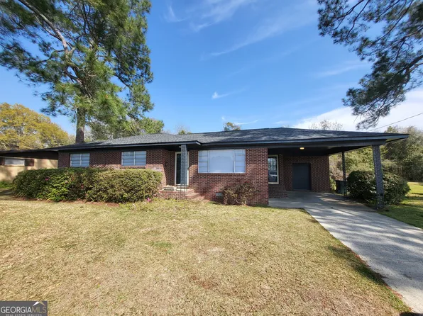 613 S Leroy St, Metter, GA 30439