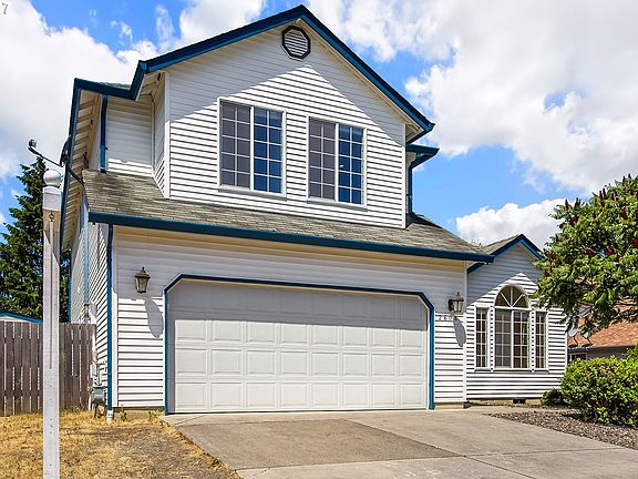 2nd image of 2608 NE 164th Ave