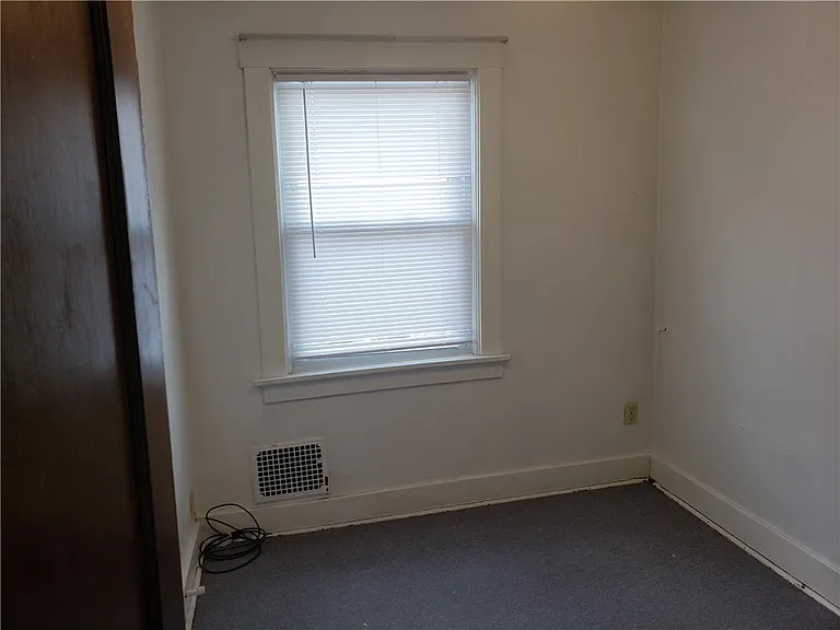 350 Coltart Ave #2 — Photo 7