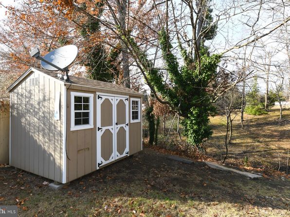 419 Ridge Ave, Glendora, NJ 08029
