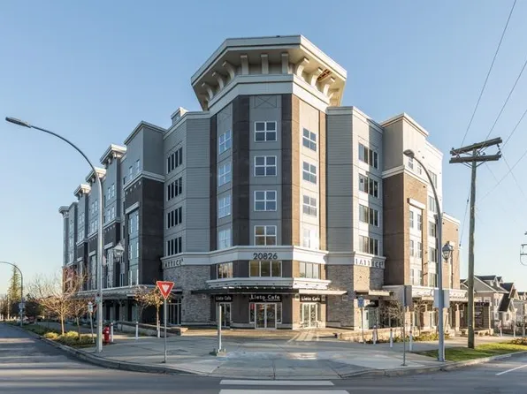 20826 72nd Ave #203, Langley, BC V2Y 3J5