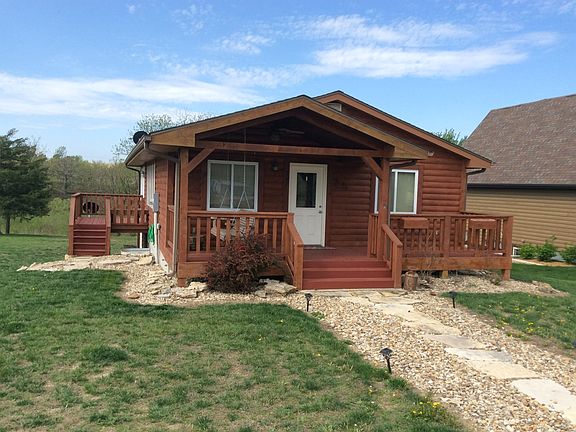 2nd image of 307 E Flint Hills Dr