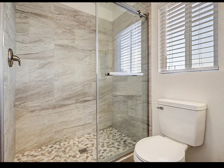 6501 San Antonio Dr NE #2001 — Photo 13