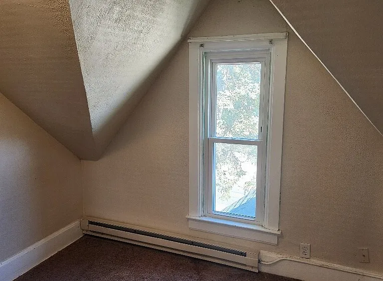 582 Main St — Photo 16