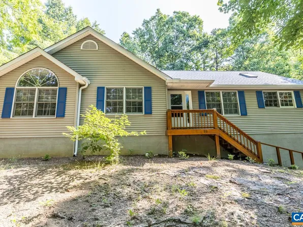 18 Zephyr Rd, Palmyra, VA 22963