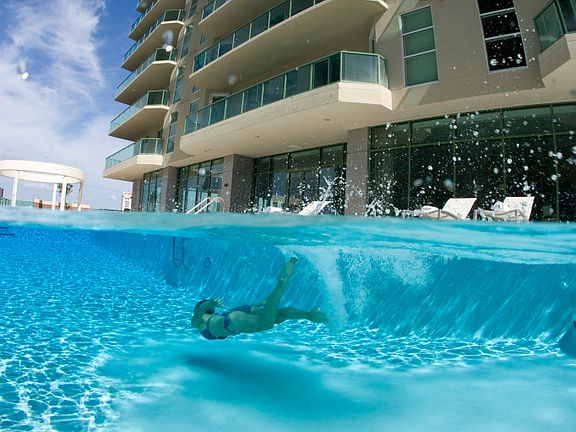 4th image of 1431 RIVERPLACE Boulevard #3302