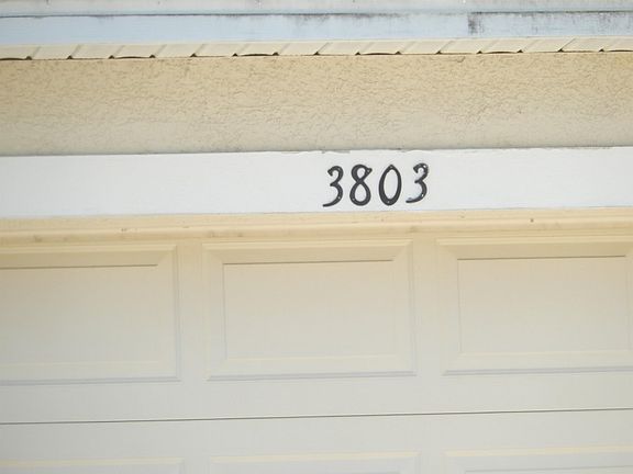 2nd image of 3803 Rollingsford Cir