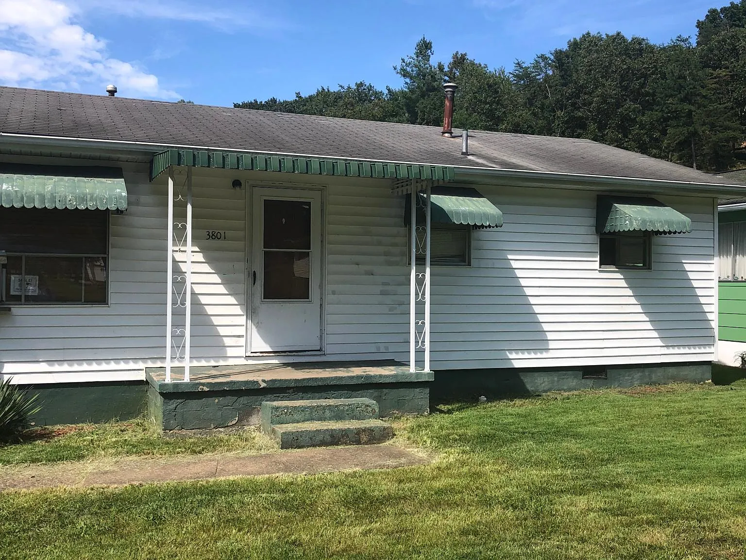 3 bed, 1000 sqft, $995 — Photo 2
