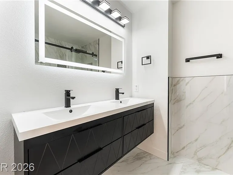 8640 Copper Ridge Ave — Photo 16
