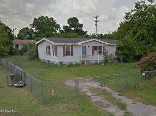 261 Ratley St, Raeford, NC 28376