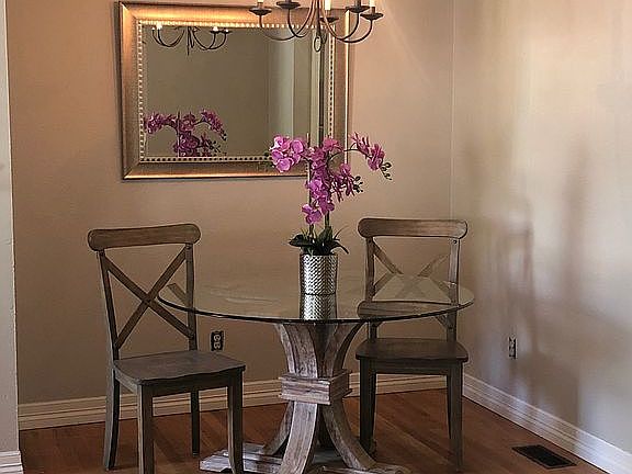 Breakfast Nook