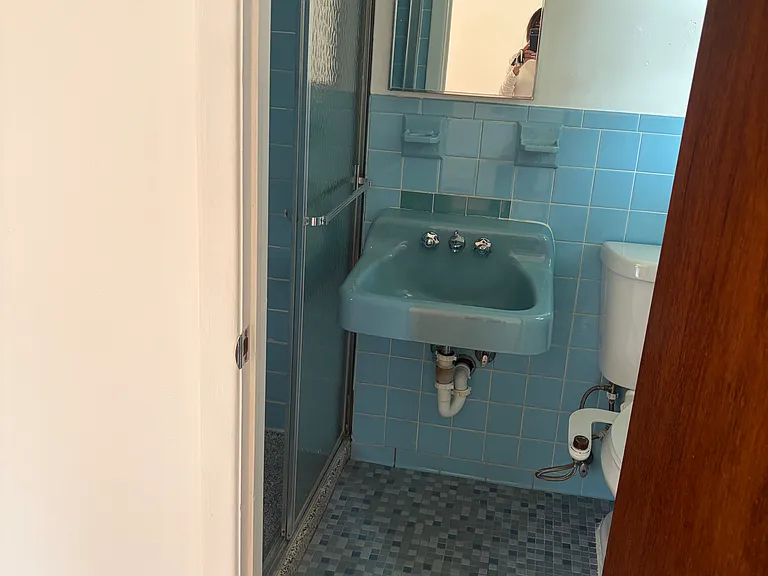 30 Leroy Pl #1 — Photo 8