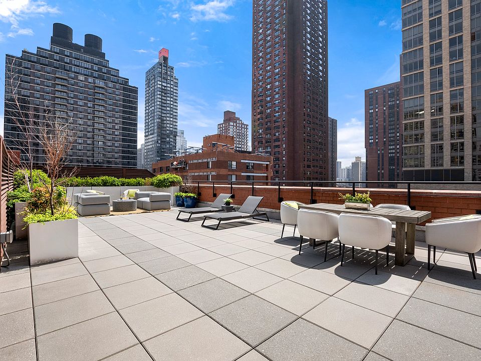 1st image of 200 E 94th St APT 817