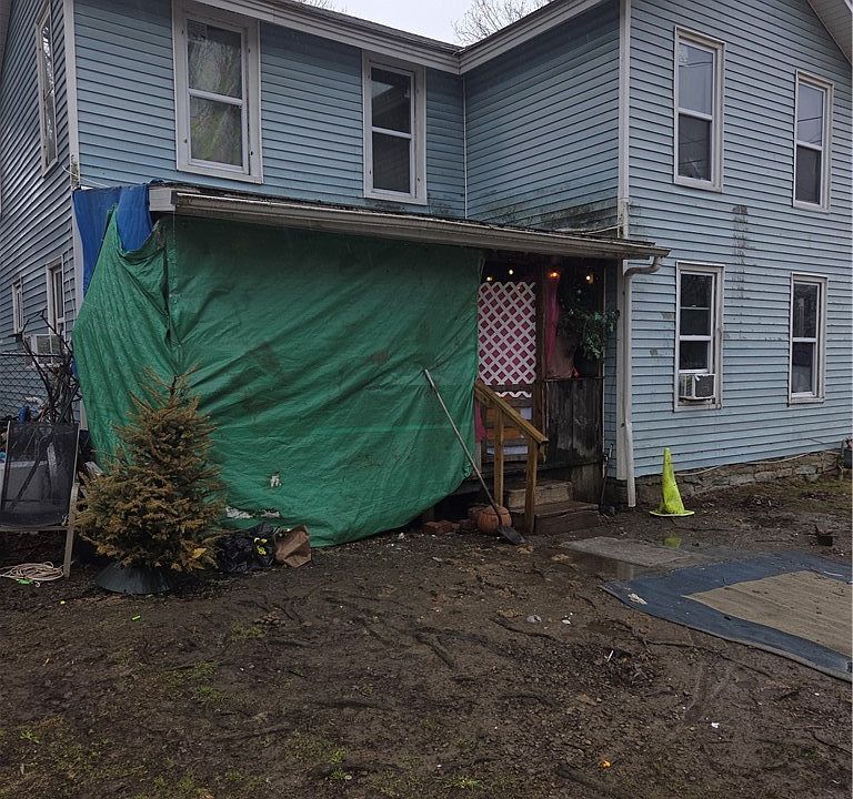 1st image of 29 W 9th St