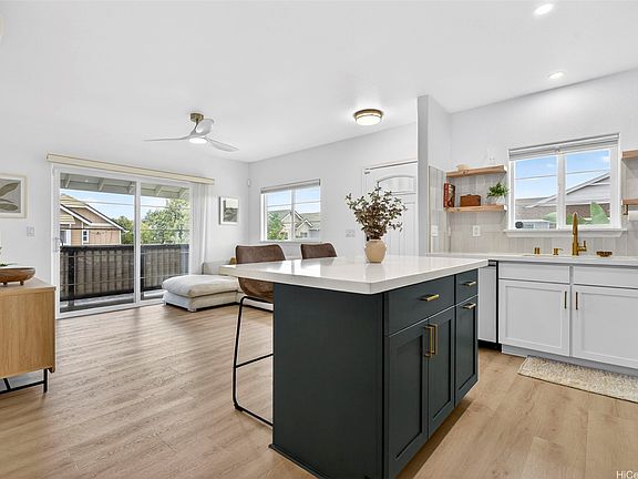 3rd image of 1131 Kakala St APT 1302