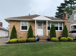 1598 Temple Ave, Mayfield Heights, OH