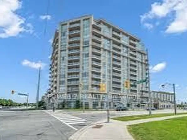 8323 Kennedy Rd #815, Markham, ON L3R 5W7