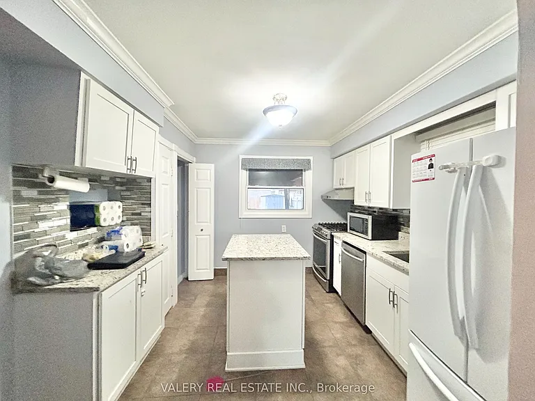 3843 Hillcrest Blvd #MAIN — Photo 3