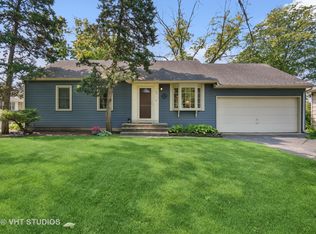 735 Rolling Dr, Lisle, IL 60532