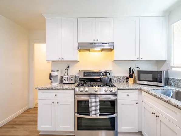 (undisclosed Address), Usa, CA 92870