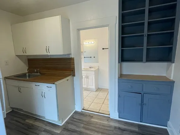 211 Ballard, 211 Ballard St APT 2, Ypsilanti, MI 48197