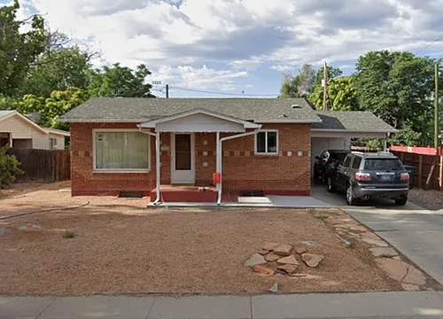 941 Walnut Ave Photo 1