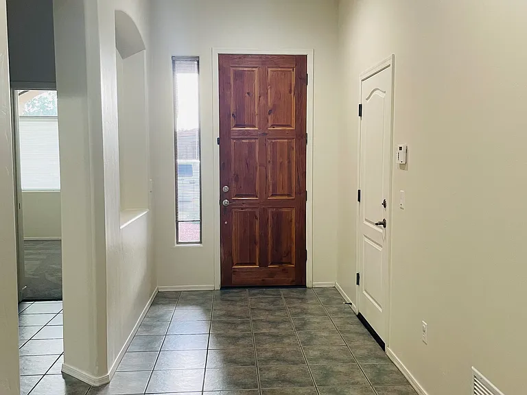 10417 S Avenger Ln — Photo 1