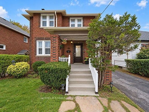 4th image of 55 Park Rd N