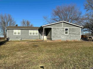3916 SE Tecumseh Rd, Tecumseh, KS 66542