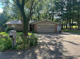 4200 Navajo Ct, Springdale, AR 72764