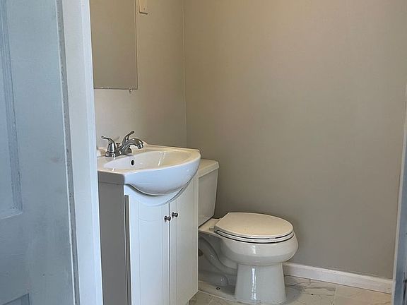 5th image of 4544 Eichelberger Ave Unit 1