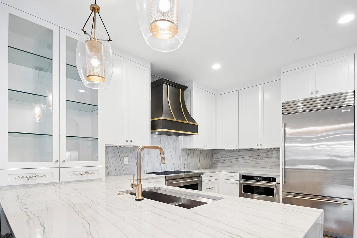 Building Photo - 5635 Cecina Dr
