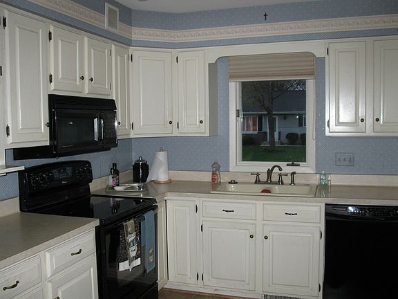 2nd image of 41 Heritage Ct