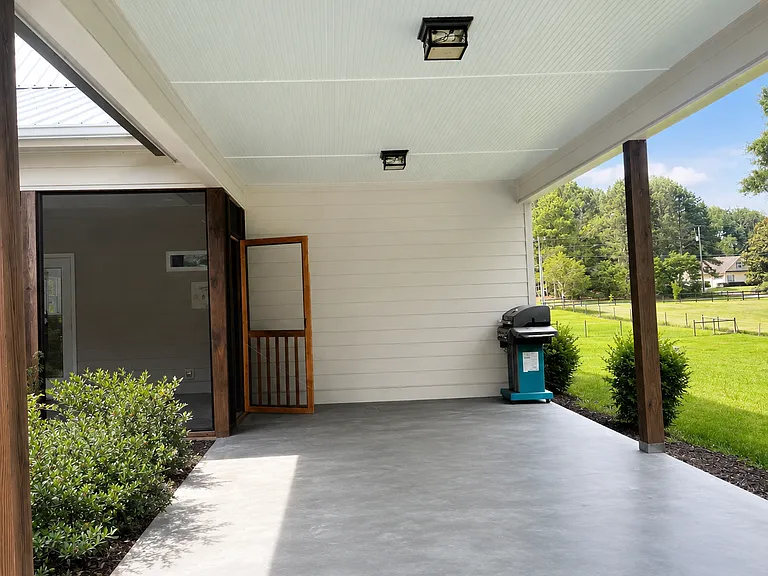 2289 Camp Ln — Photo 8