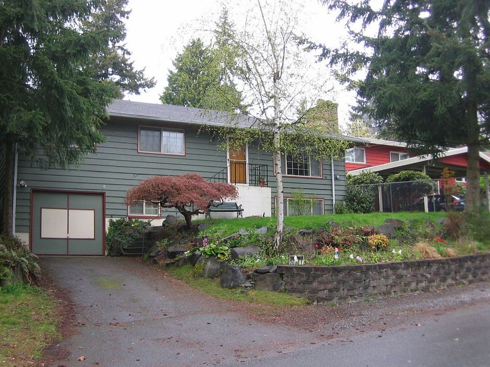 1st image of 20711 10th Ave S