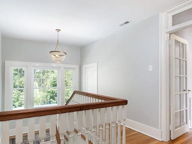 55 Edgemont Rd — Photo 27