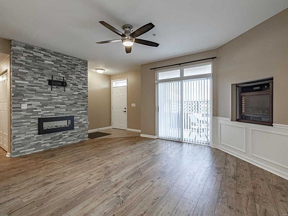 4th image of 1251 Garden Circle Dr APT 1A