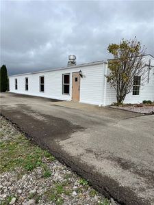 222 Rieger Rd, Butler, PA, 16001
