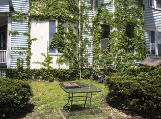 402 Nicholson St, Joliet, IL 60435