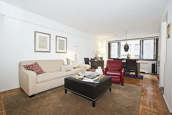 Rented by AIB Management Corp | media 31