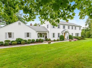 2 Hedge Row, Darien, CT 06820